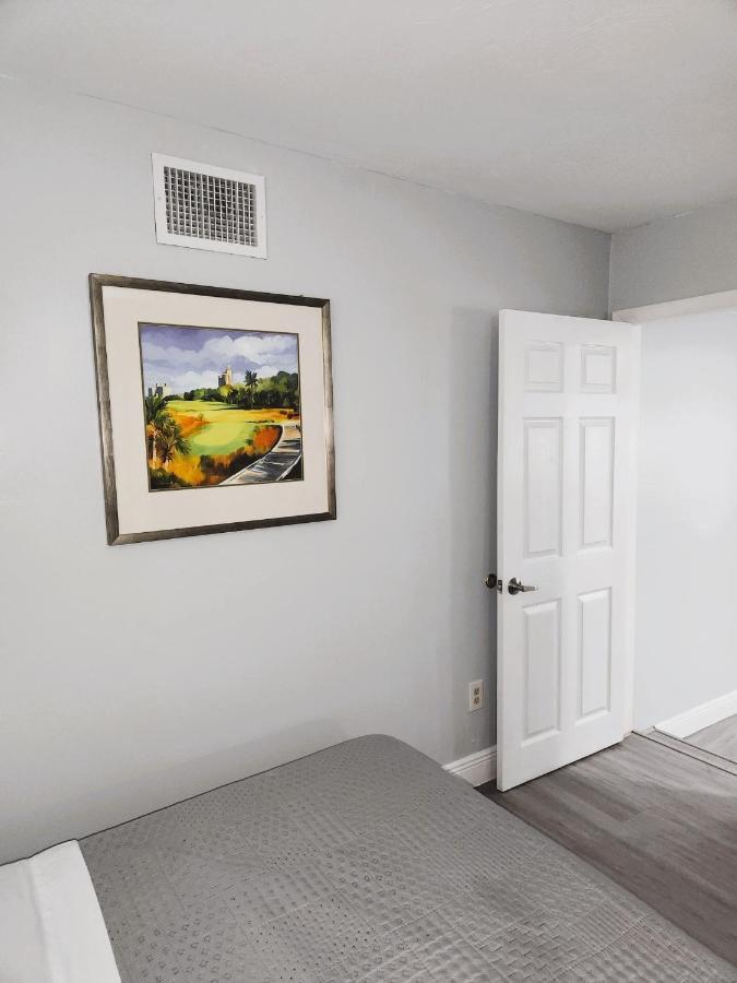 Cheerful Super Suite + 2 Queen + Sofa Bed Minutes From The Airport! Tampa Exterior photo